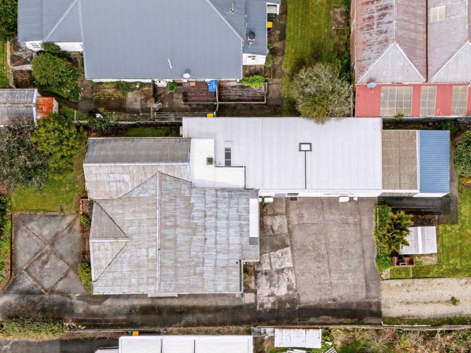 68 Russell Street, Westport