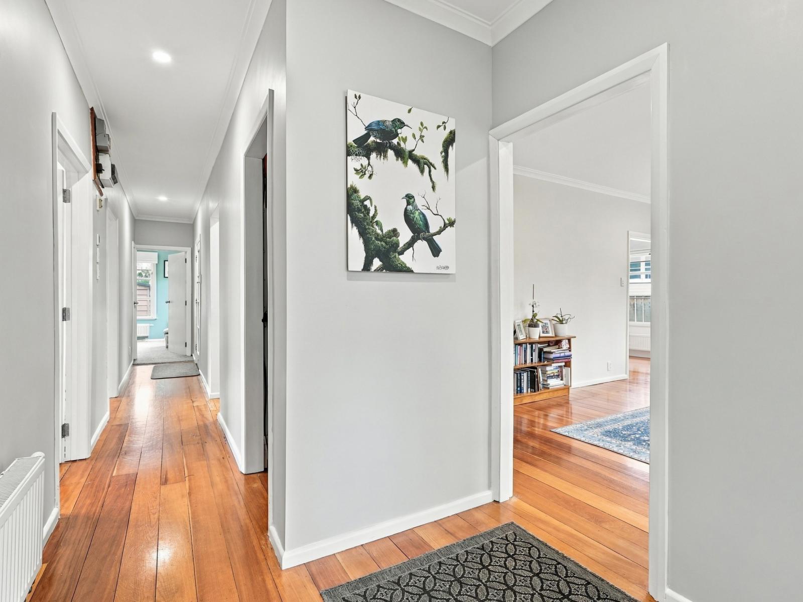 8 Hutchison Crescent, Durie Hill