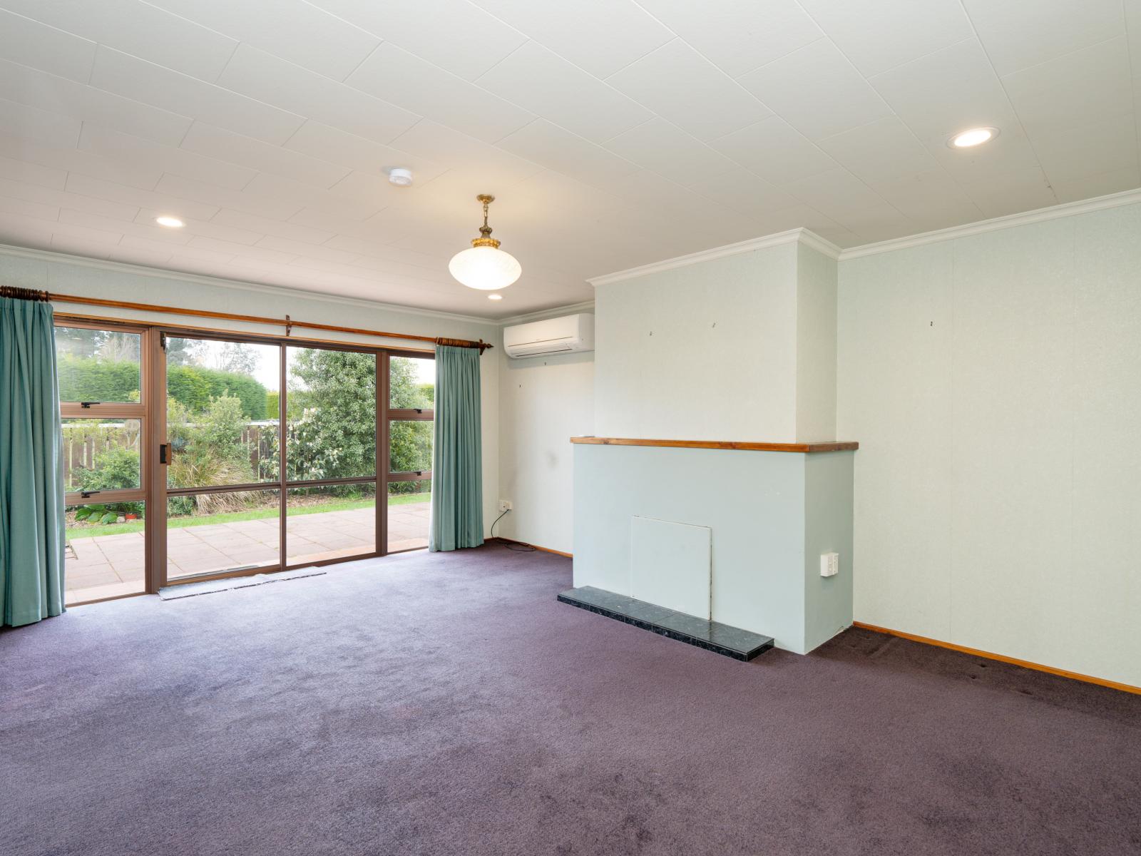 11 Douglas Street, Winton