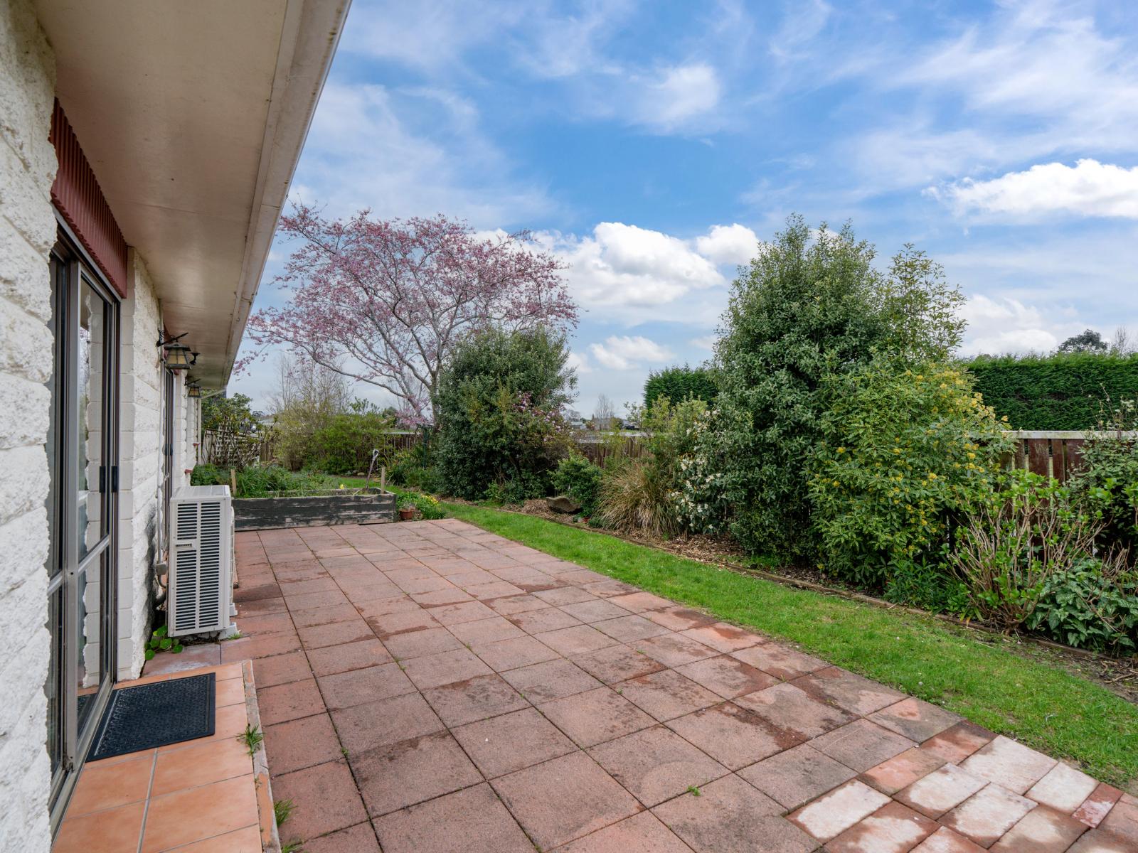 11 Douglas Street, Winton
