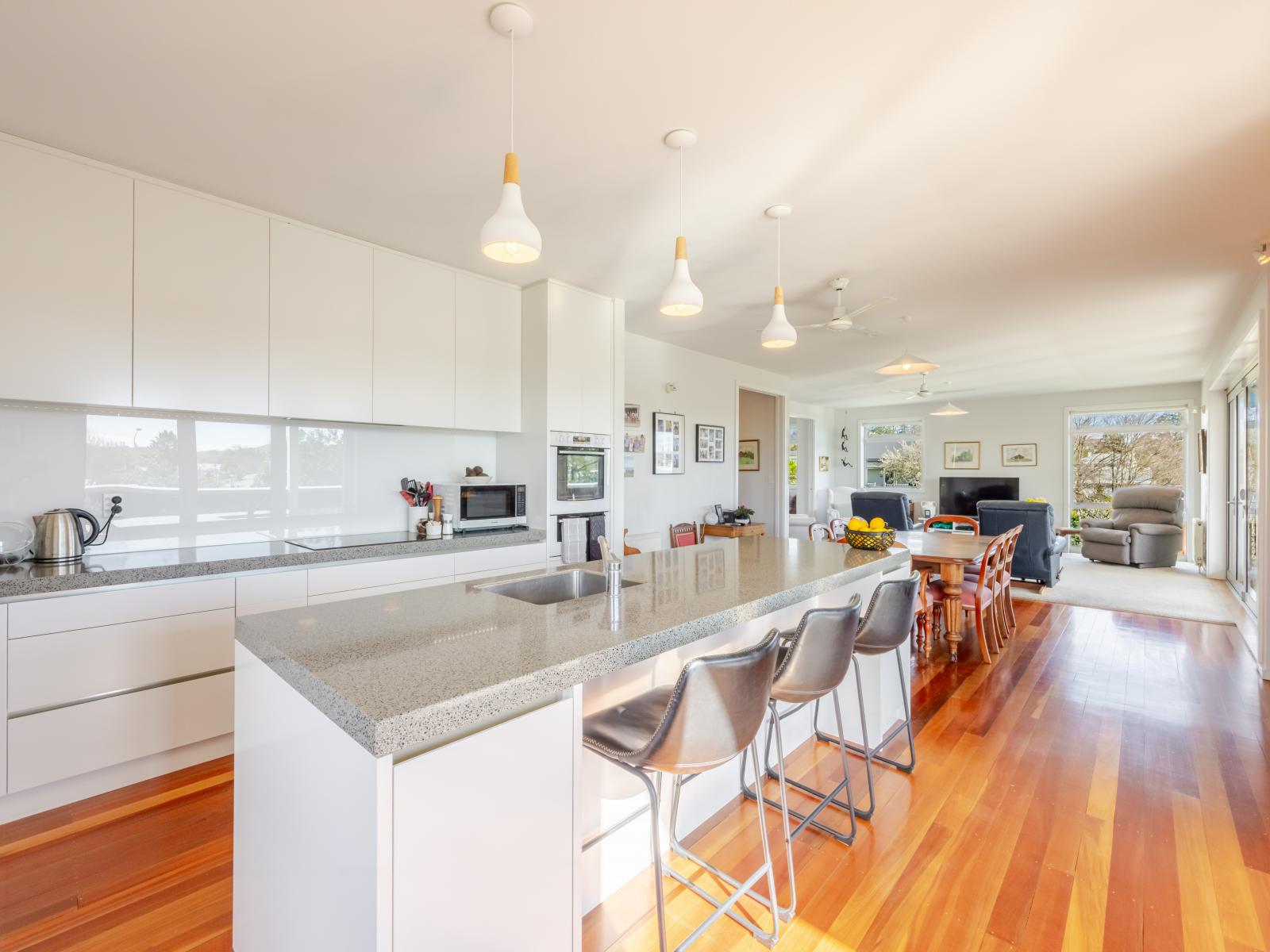 10 Bedford Terrace, Waipukurau