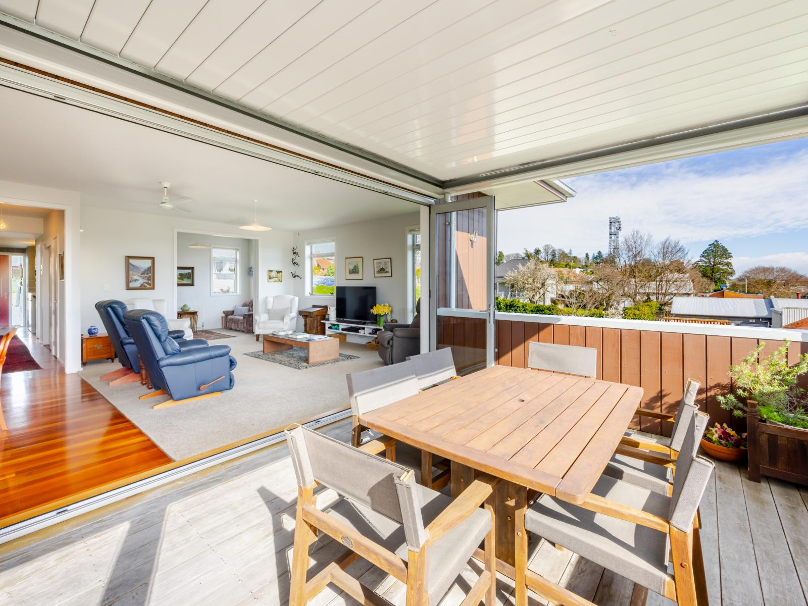 10 Bedford Terrace, Waipukurau
