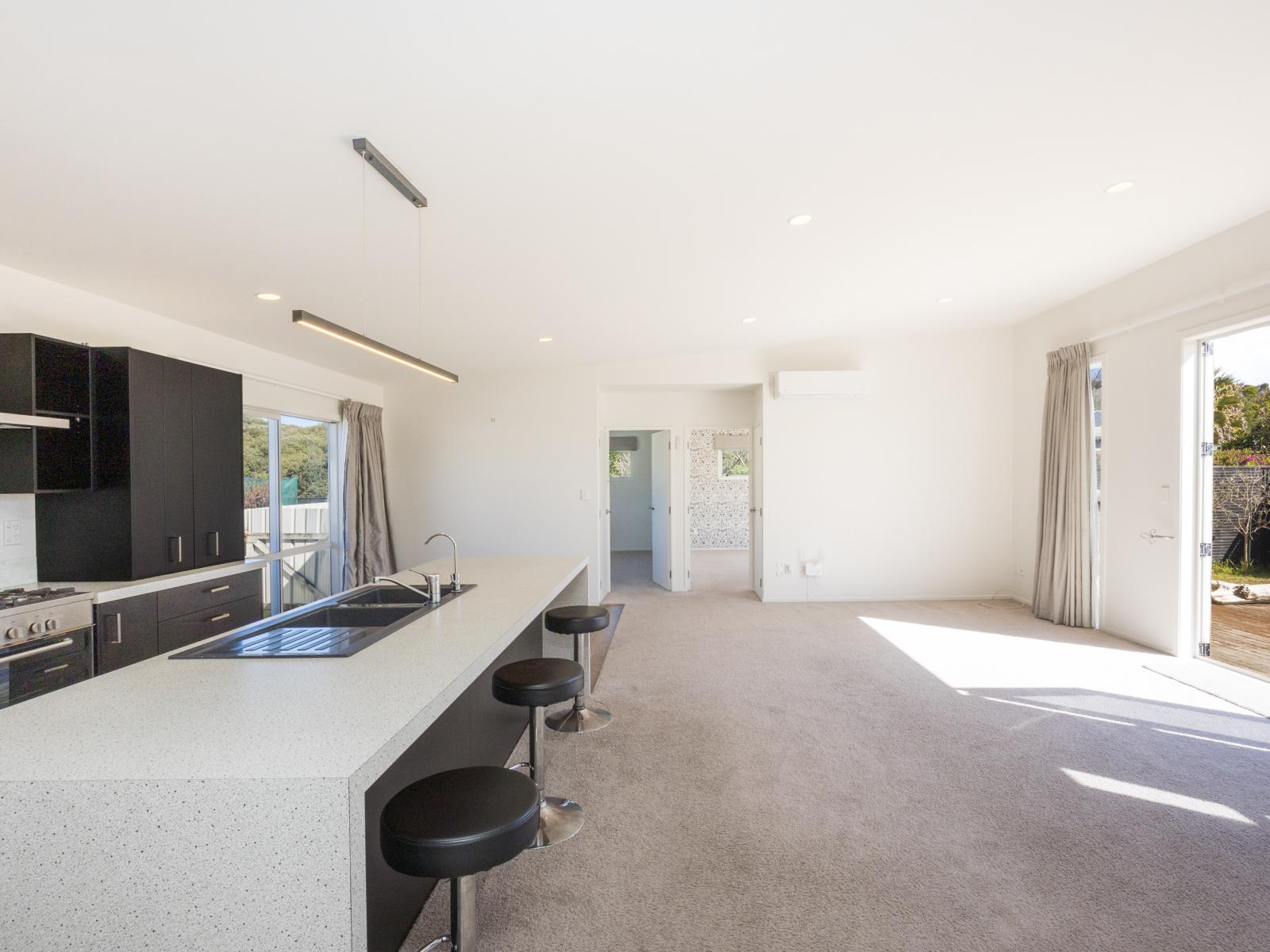 44 Hunia Terrace, Himatangi Beach