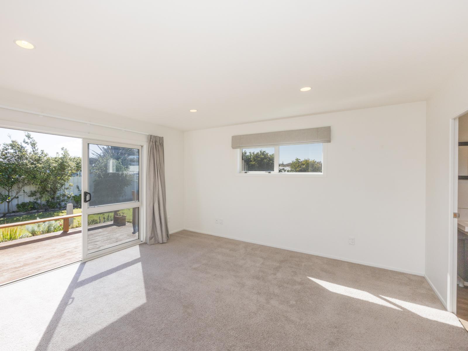 44 Hunia Terrace, Himatangi Beach