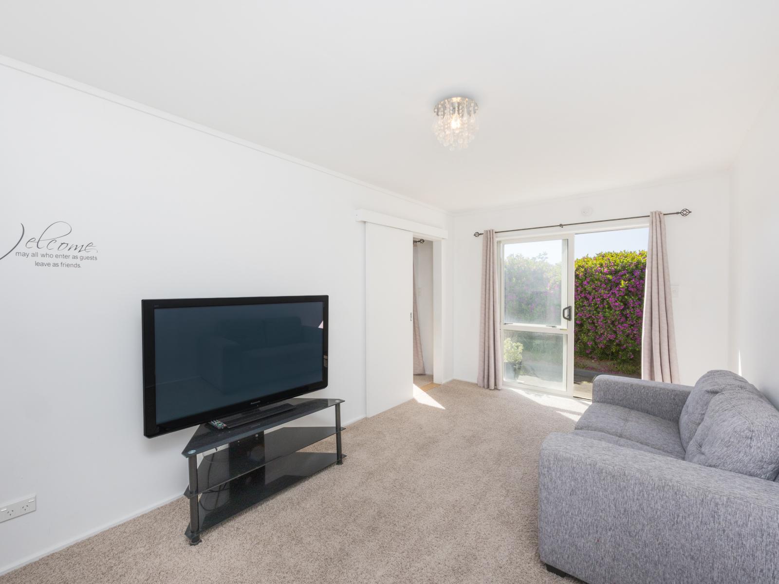 44 Hunia Terrace, Himatangi Beach