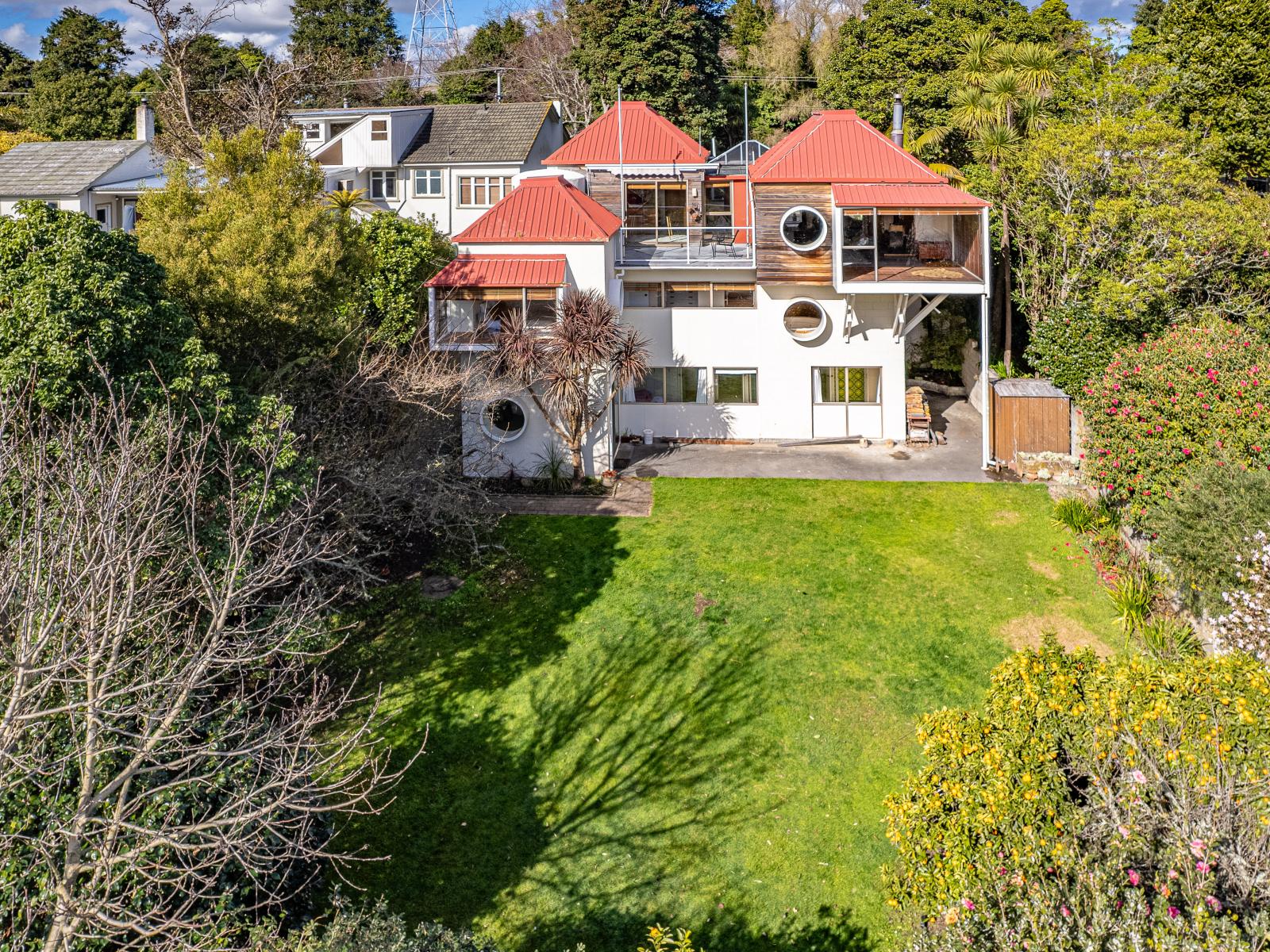 9 Riverbank Road, Okoia