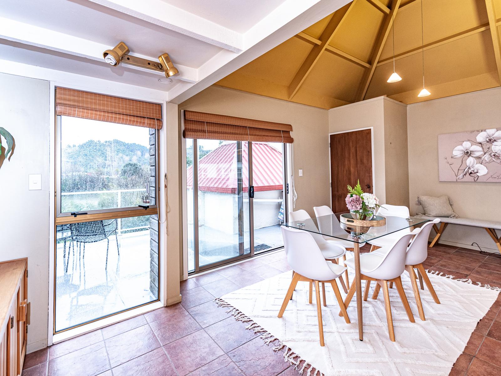 9 Riverbank Road, Okoia