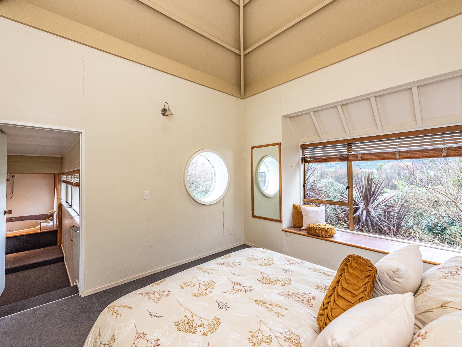 9 Riverbank Road, Okoia