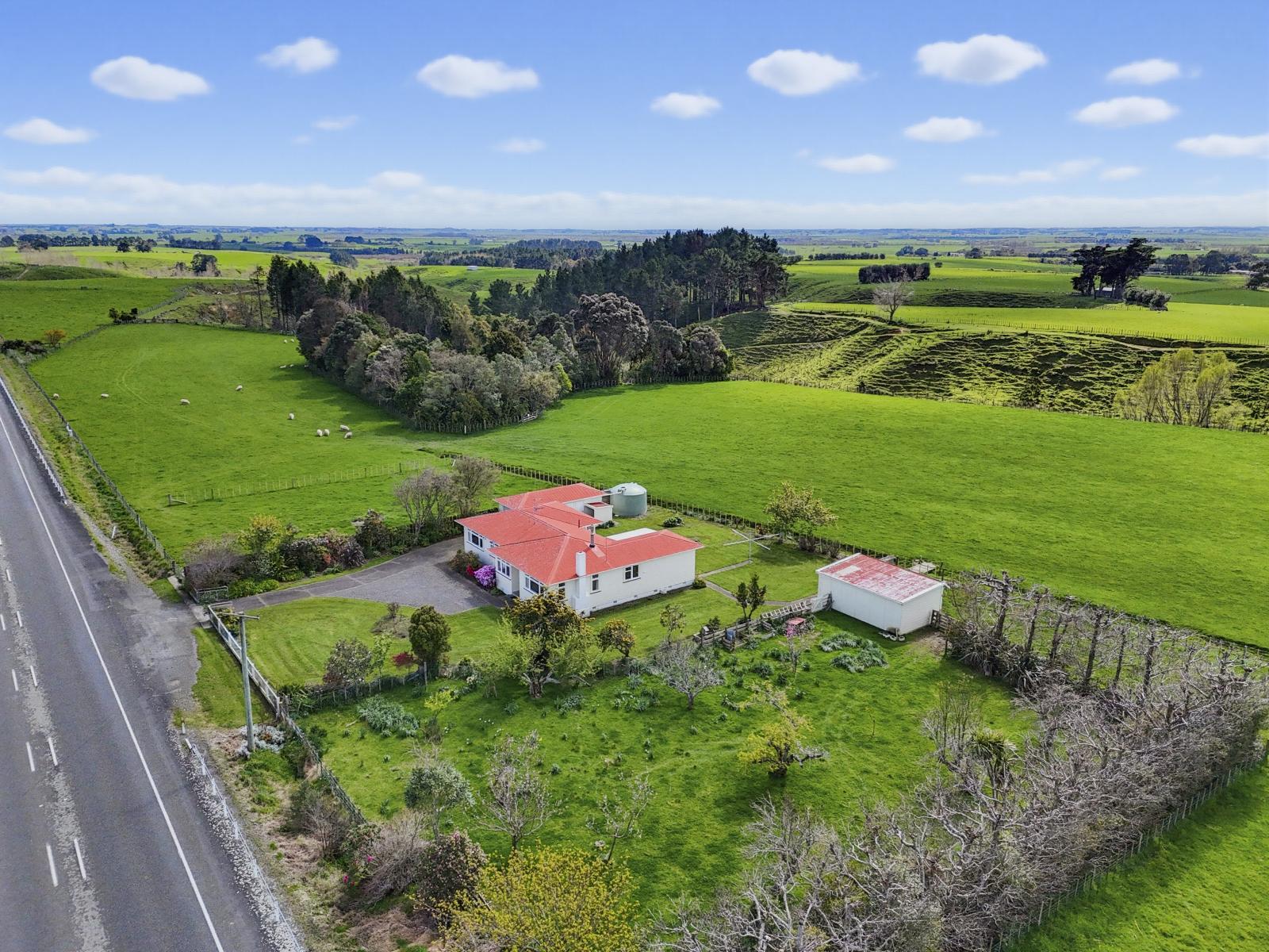 915 State Highway 57, Levin