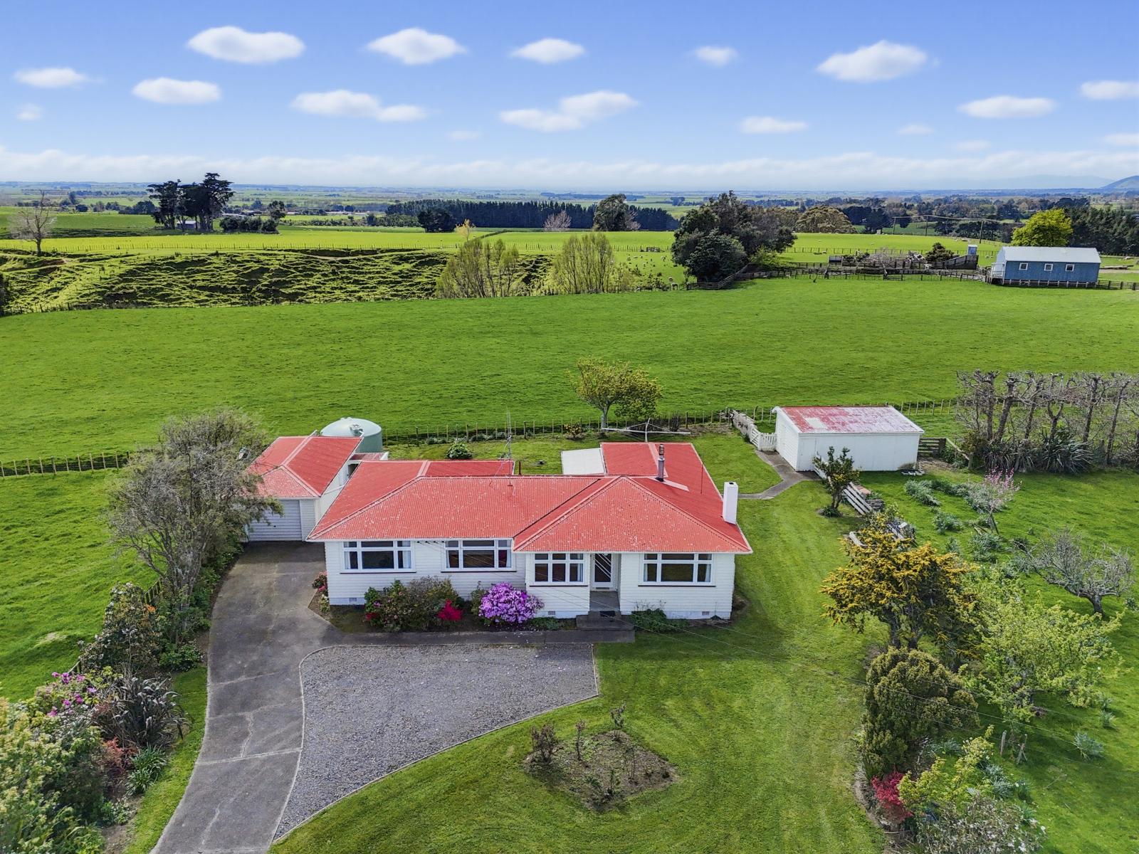 915 State Highway 57, Levin