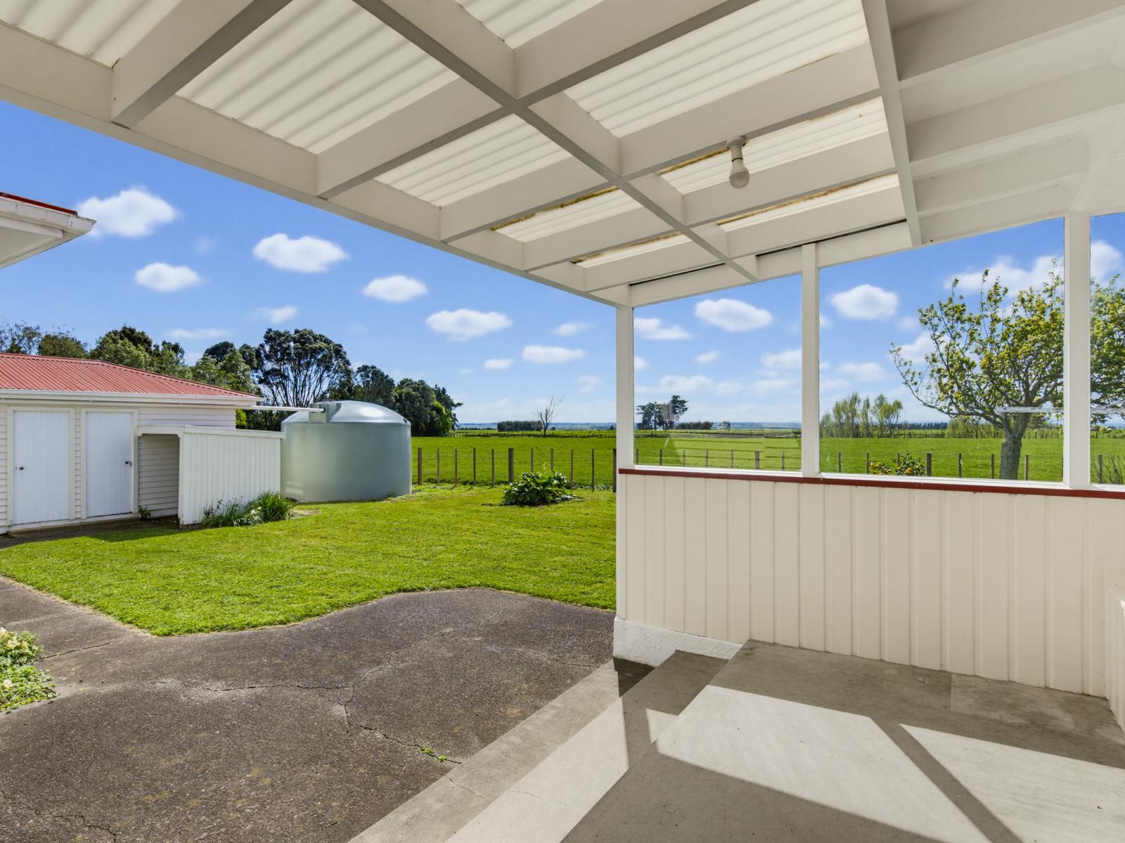 915 State Highway 57, Levin