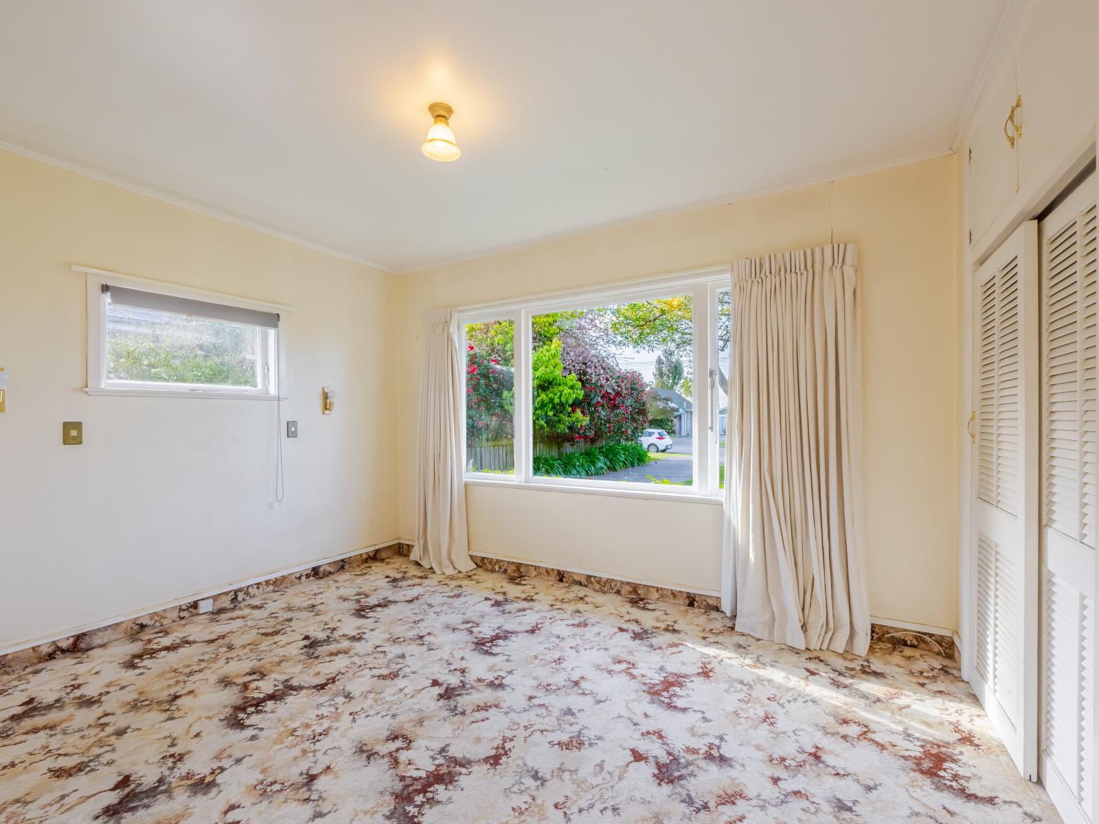 19 Howard Road, Taradale