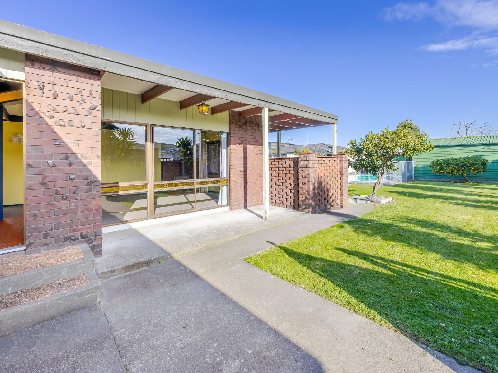 19 Howard Road, Taradale
