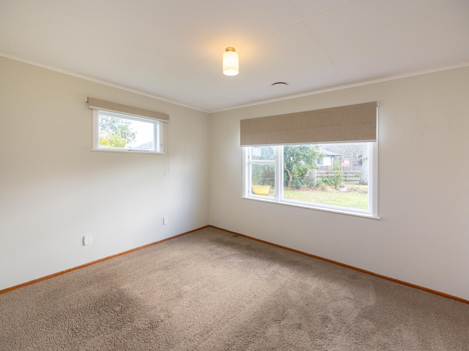5 Reid Line West, Feilding