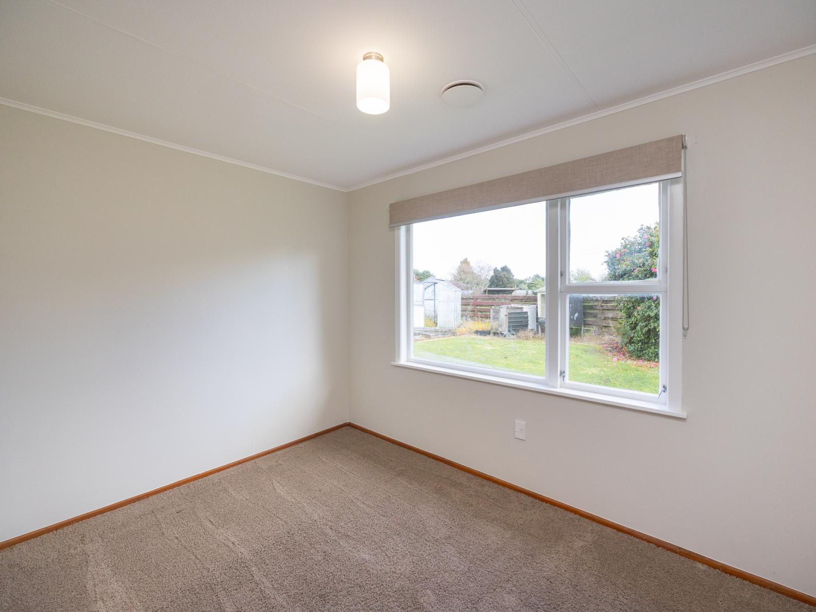 5 Reid Line West, Feilding