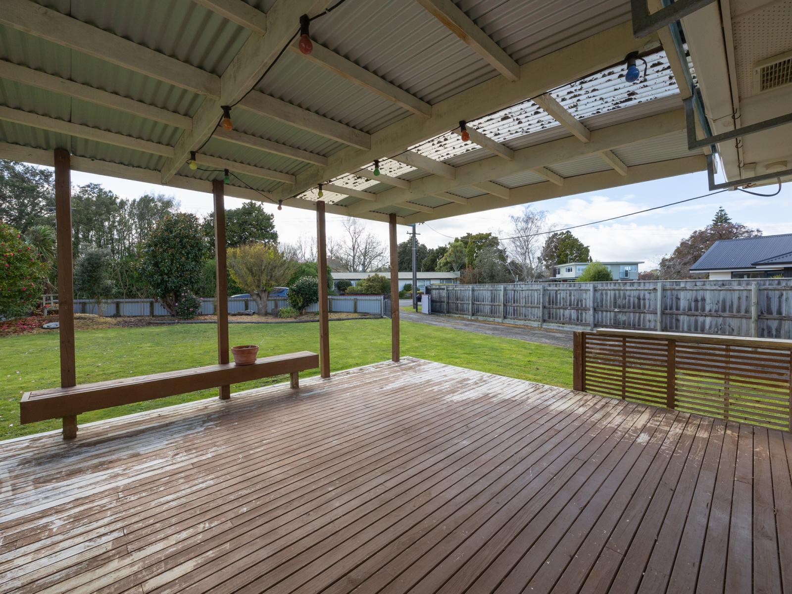 5 Reid Line West, Feilding