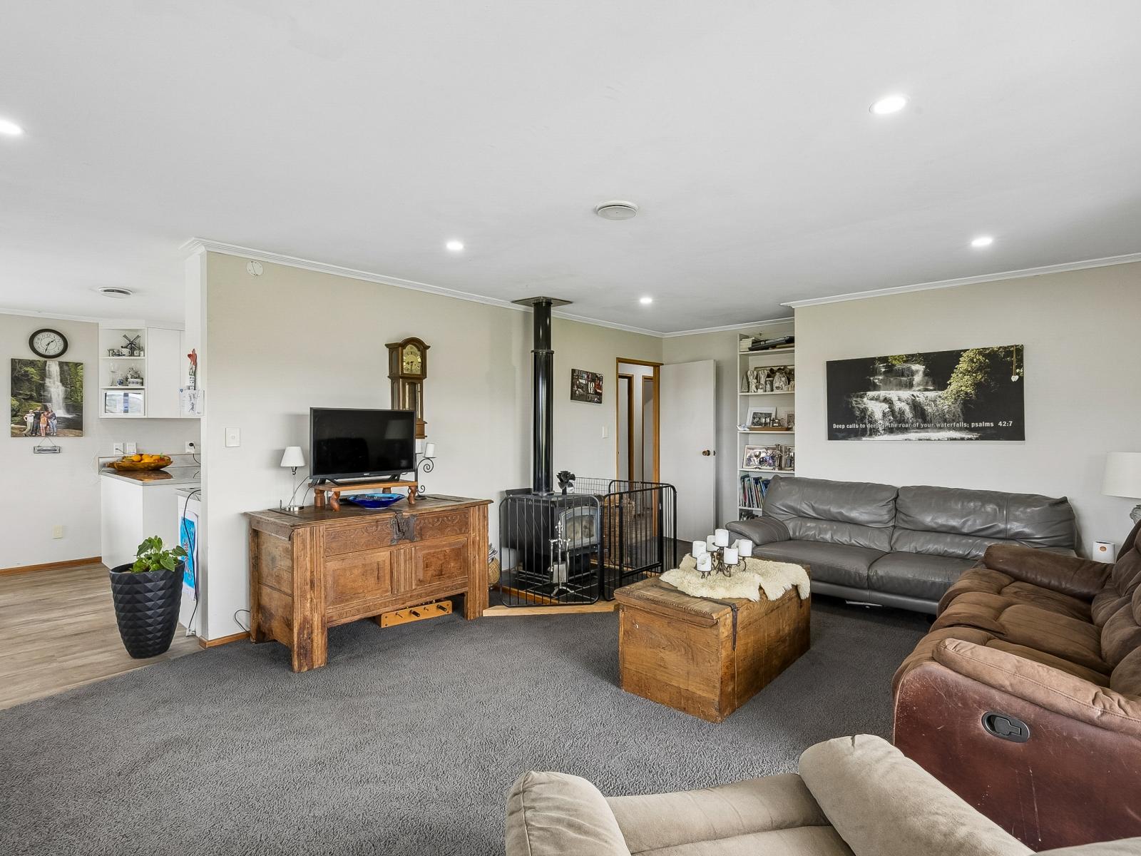 49 Phosphate Road, Clarendon