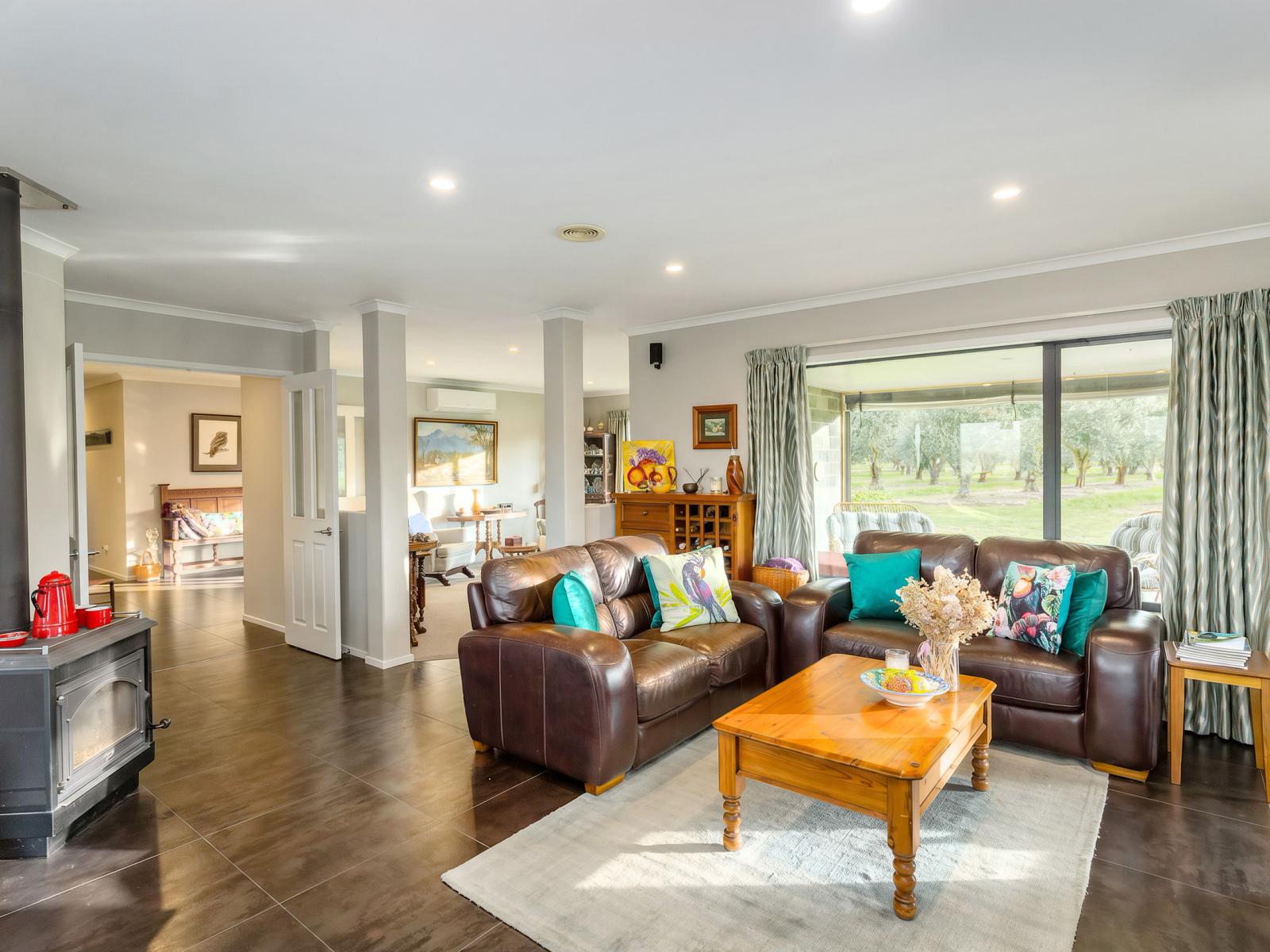 244 Dakins Road, East Taratahi