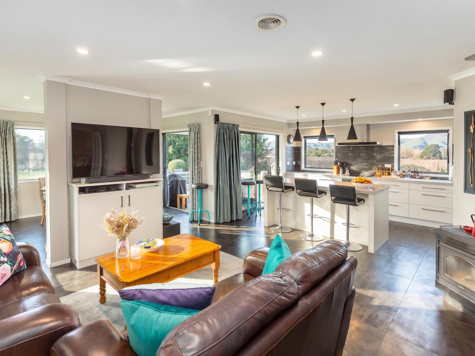 244 Dakins Road, East Taratahi