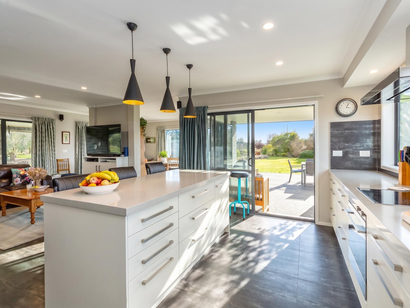 244 Dakins Road, East Taratahi