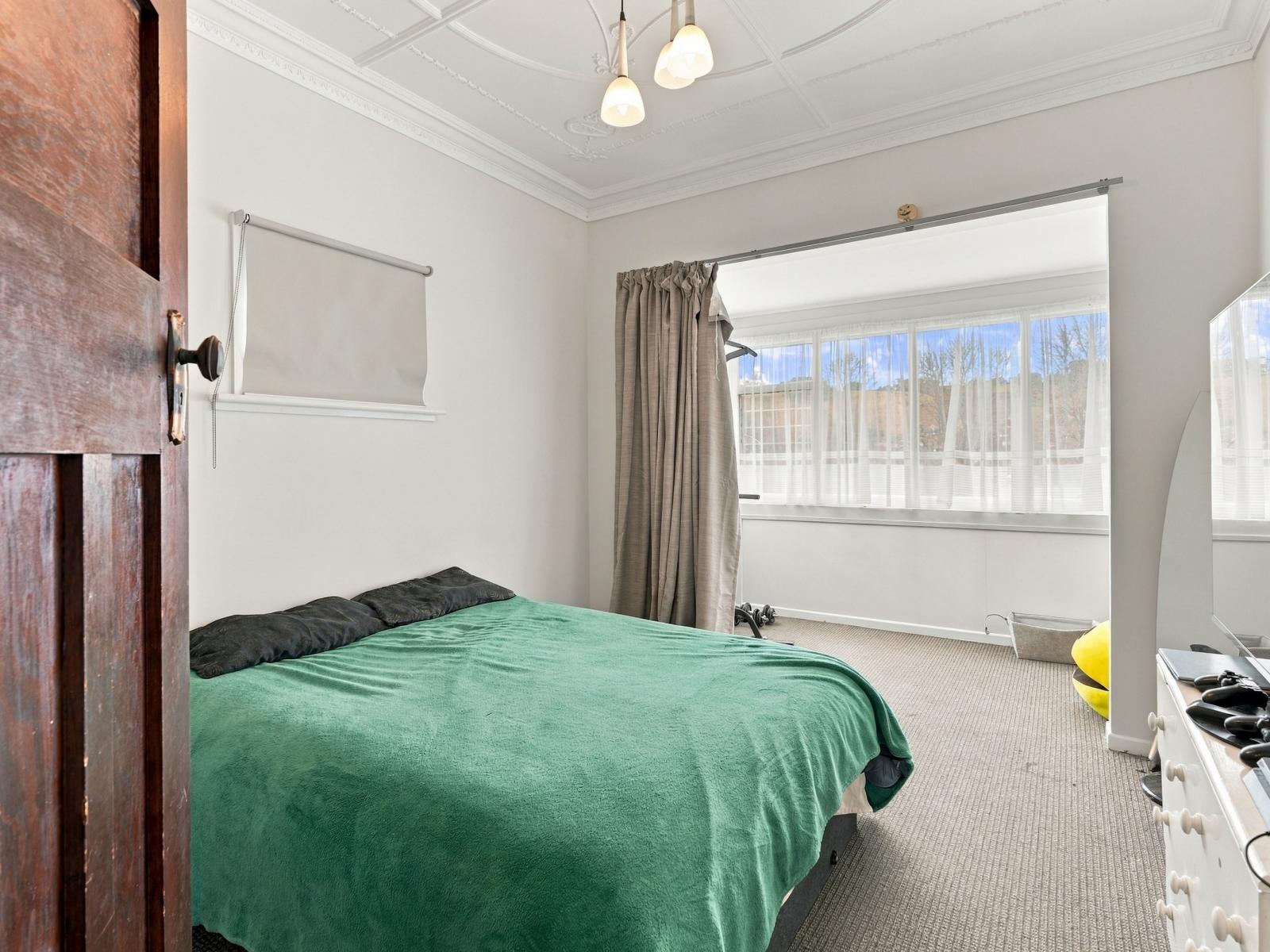 2 John Street, Abbotsford