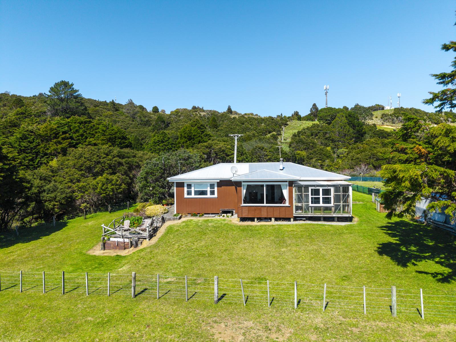 5114 Te Araroa Road, Hicks Bay
