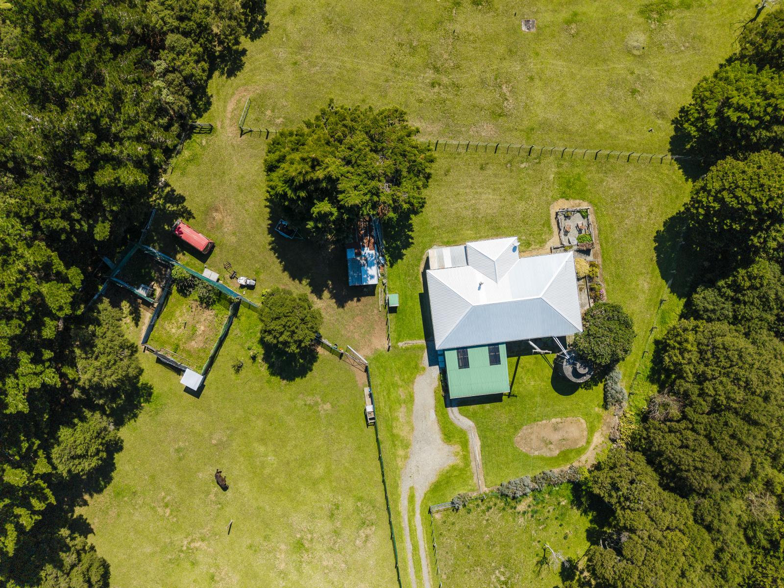 5114 Te Araroa Road, Hicks Bay