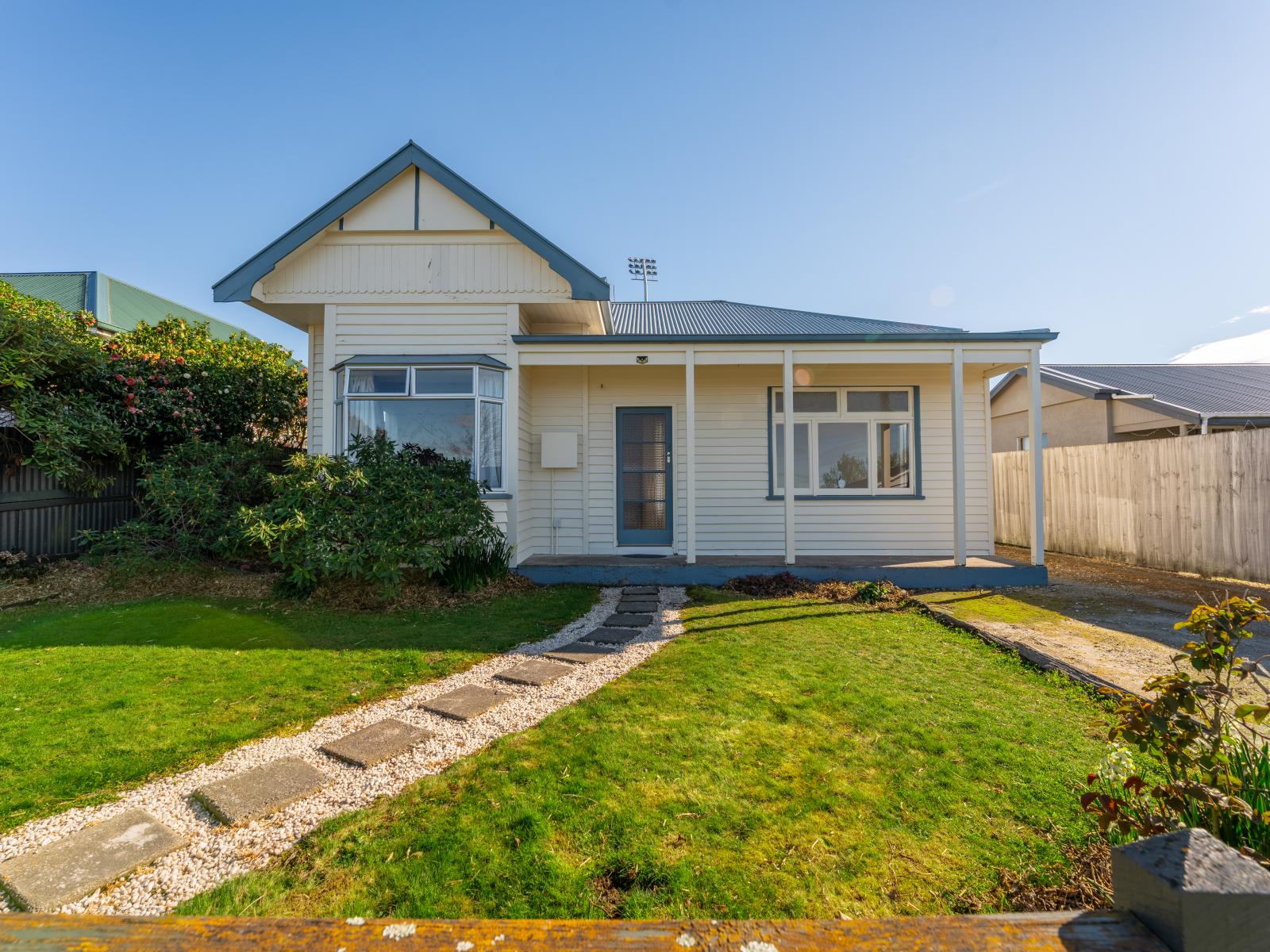 35 Raymond Street, West End