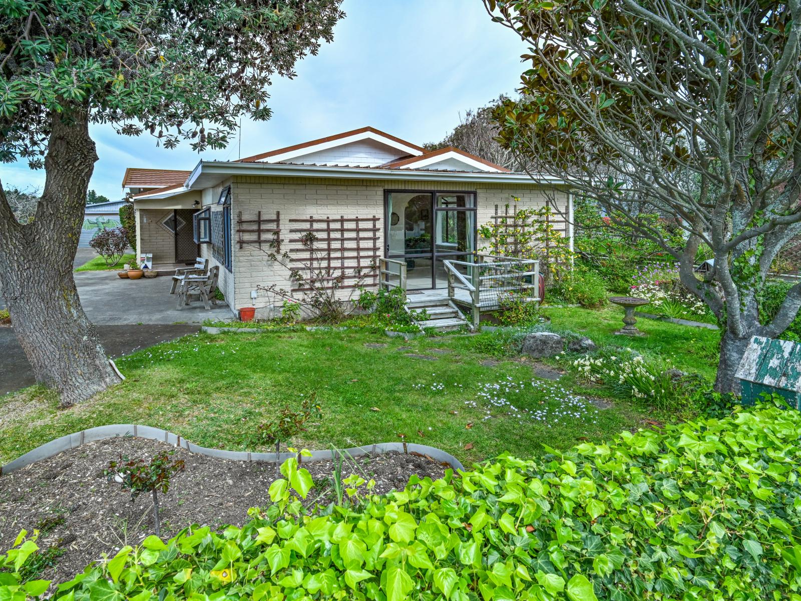 9 East Road, Haumoana