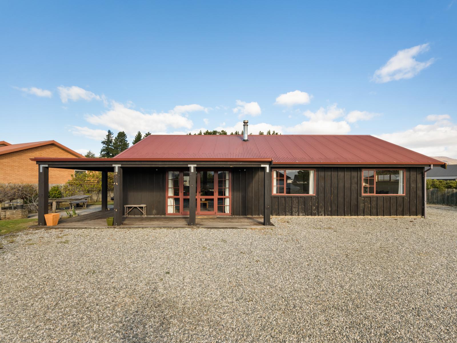 9 Perrow Street, Wanaka