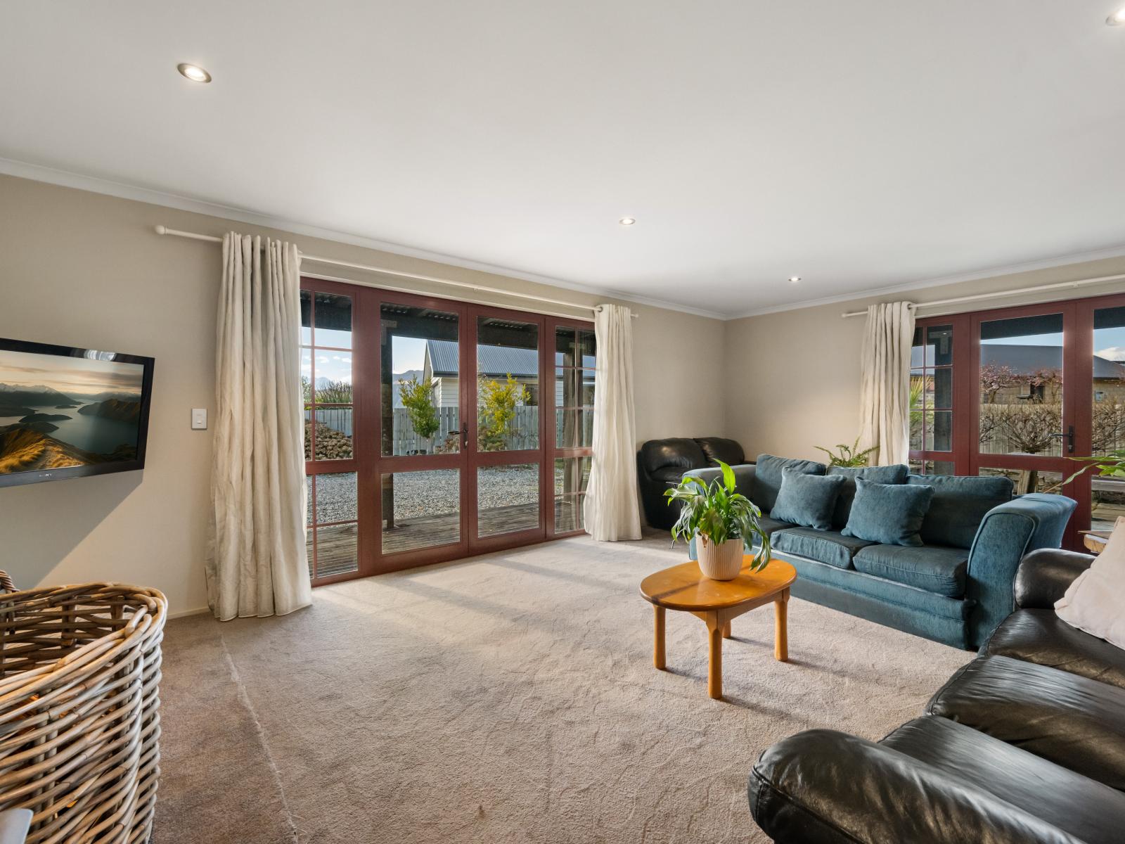 9 Perrow Street, Wanaka