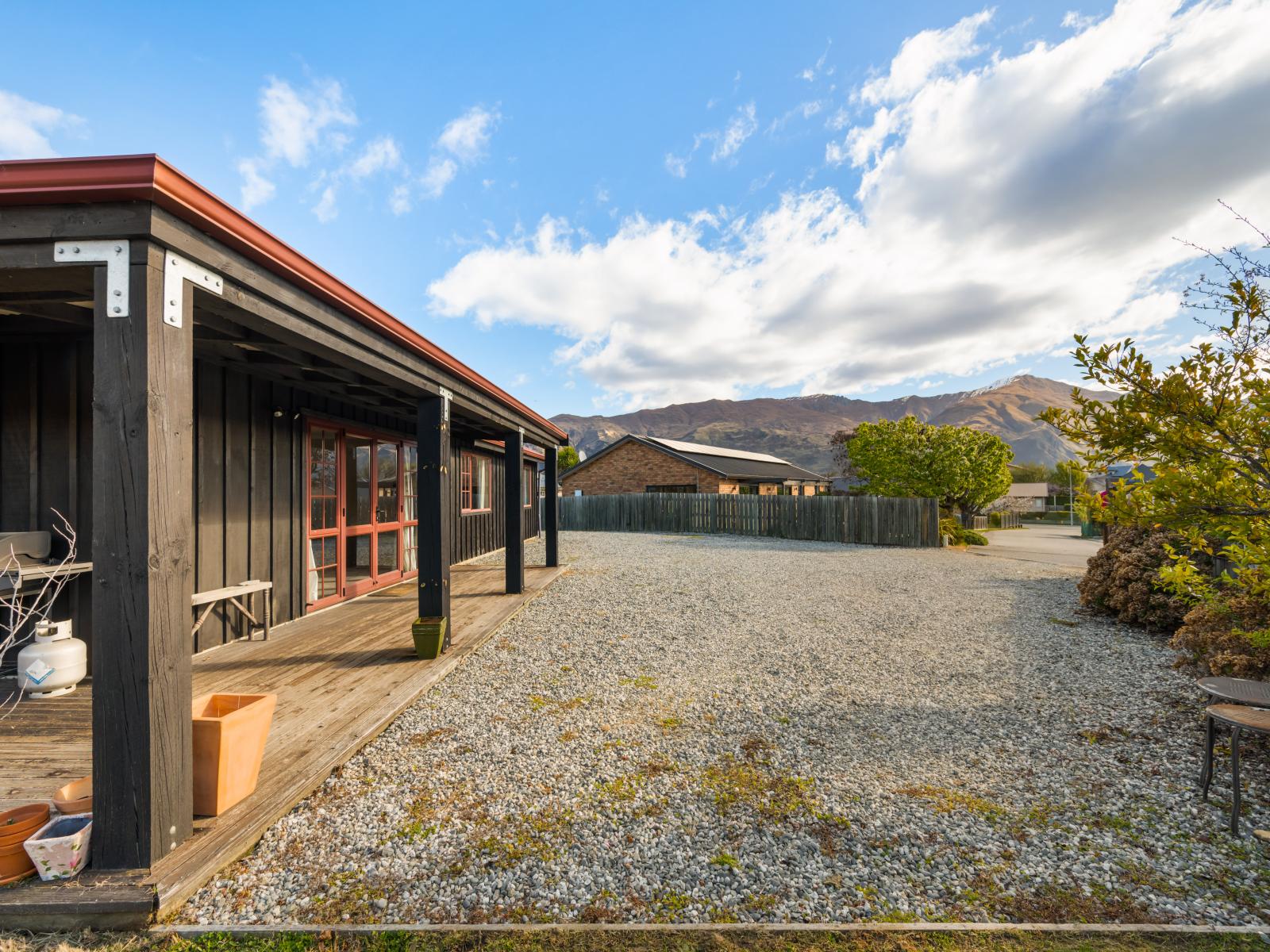 9 Perrow Street, Wanaka