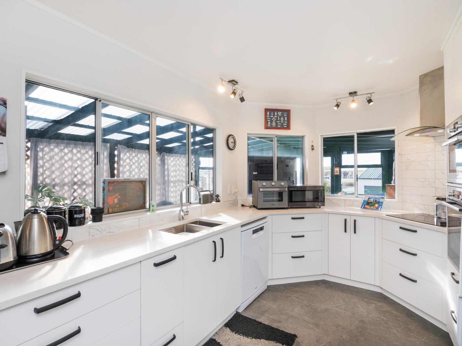 43 Shortt Street, Foxton Beach