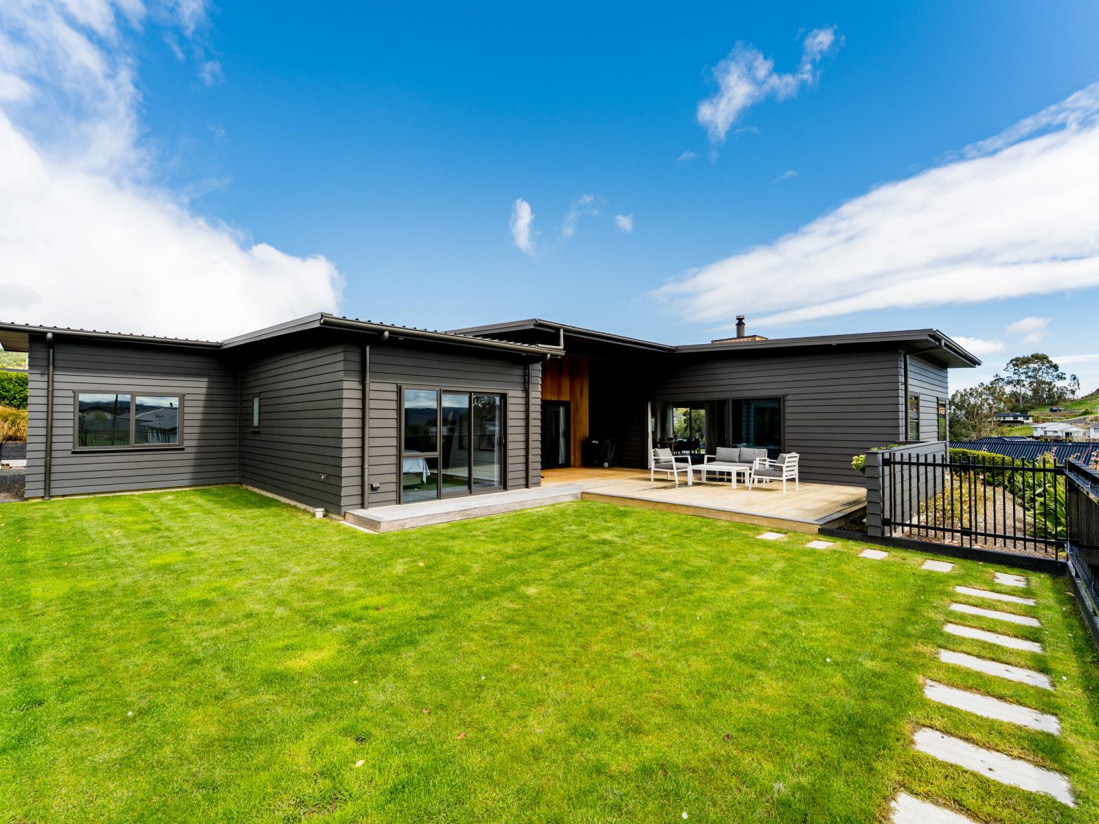 53 Heathfield Drive, Mosgiel
