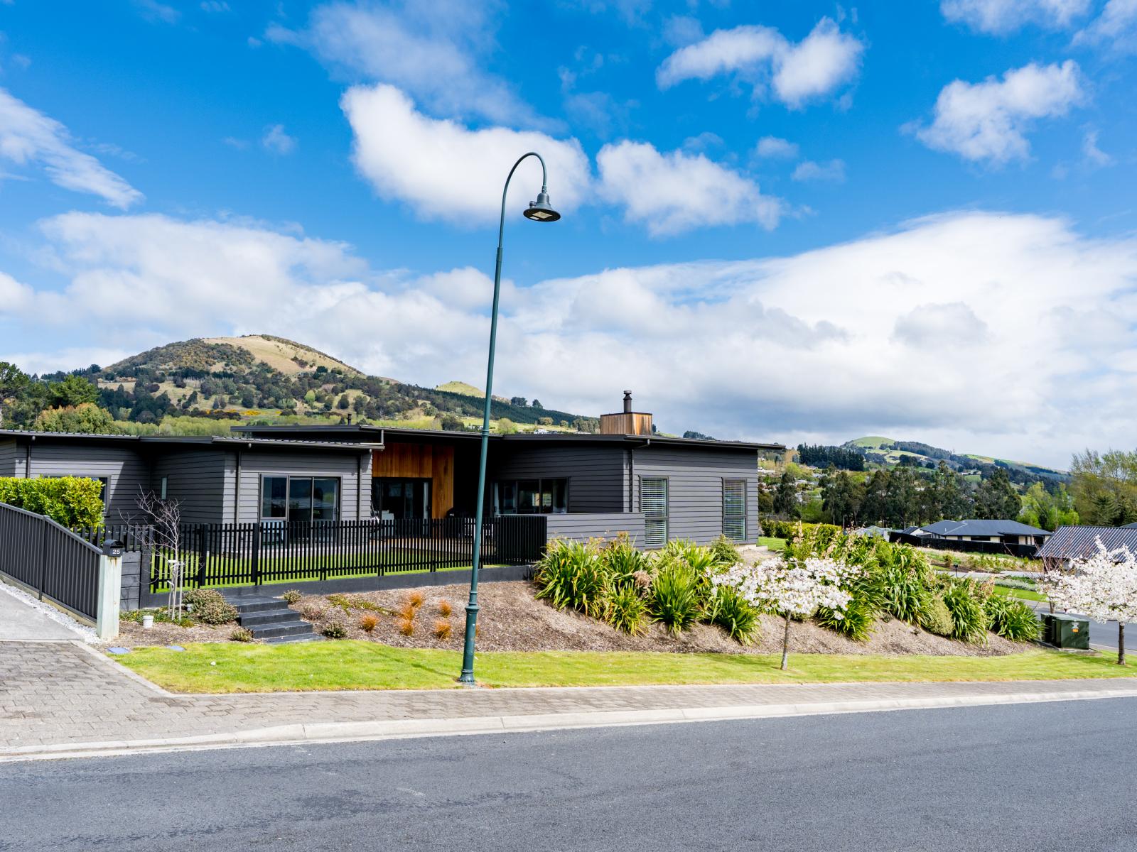 53 Heathfield Drive, Mosgiel