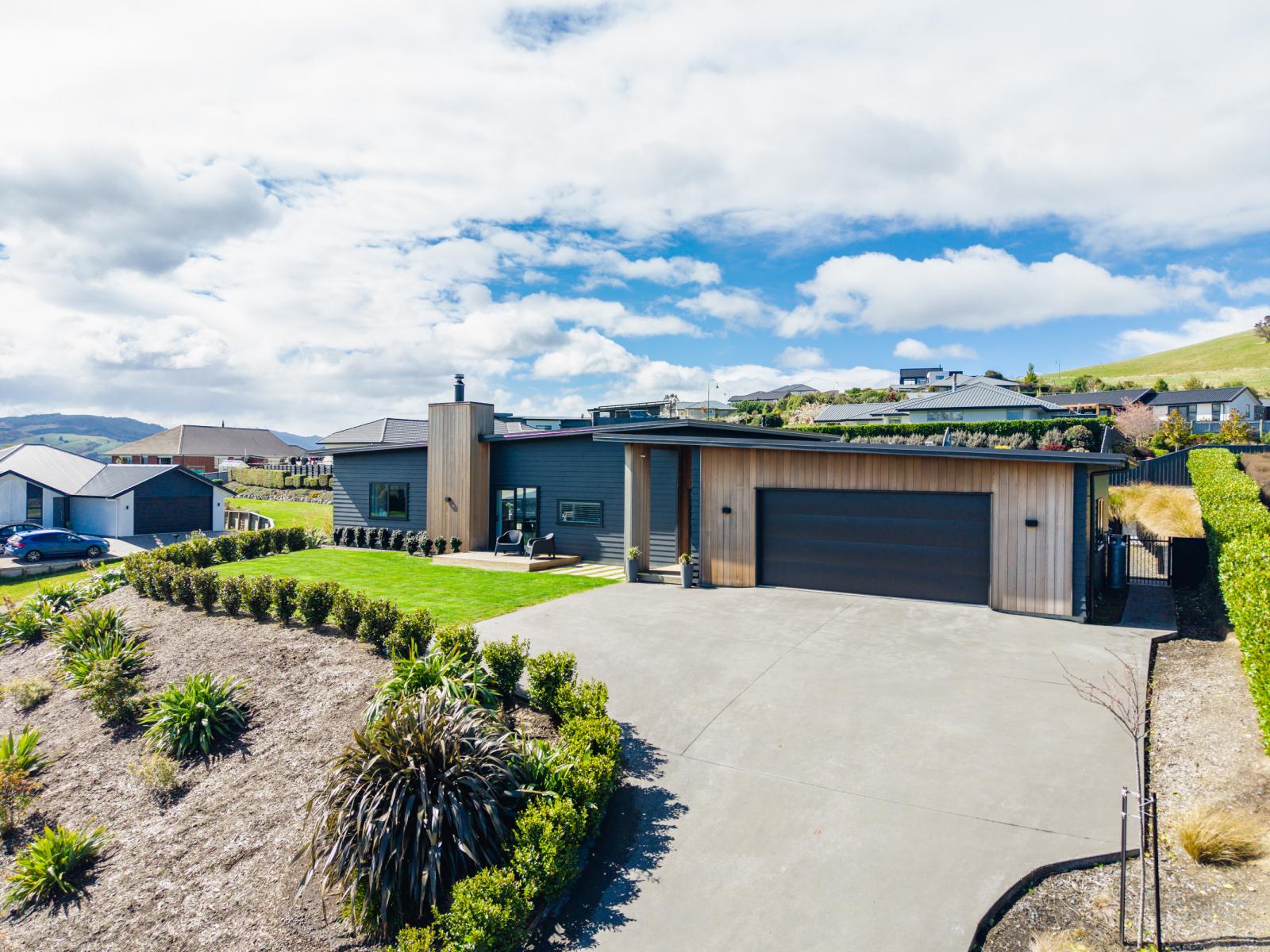 53 Heathfield Drive, Mosgiel