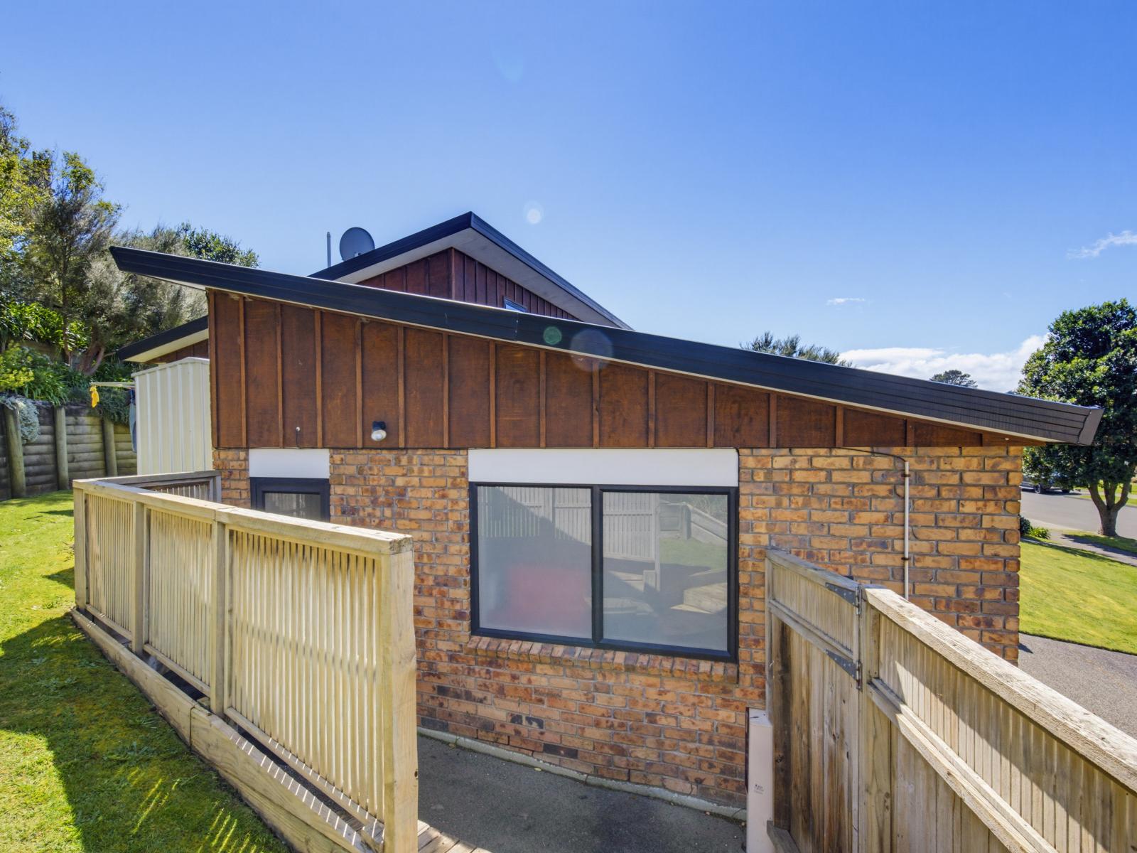 10 Sams Way, Raumati South