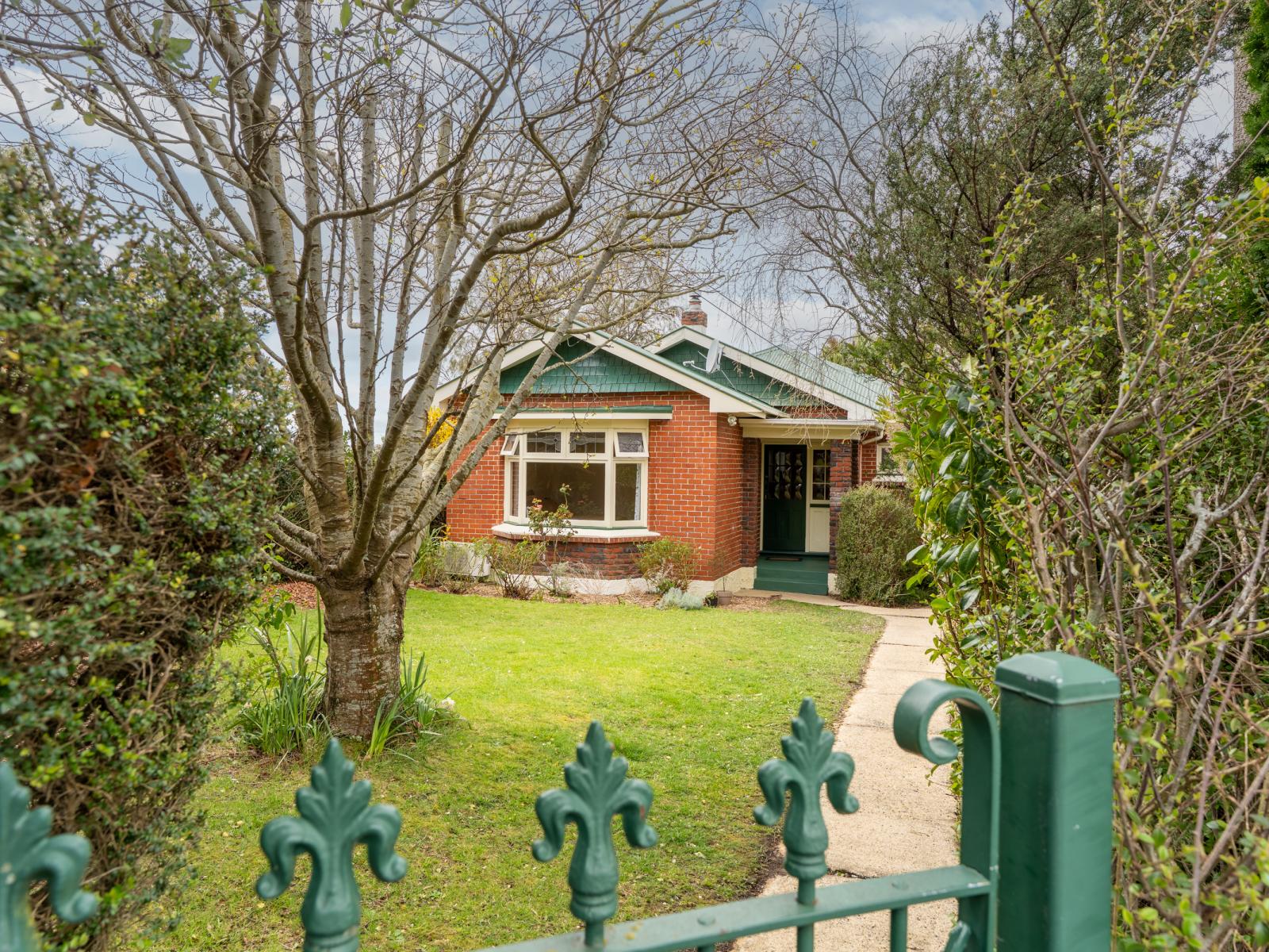55 English Avenue, Mornington
