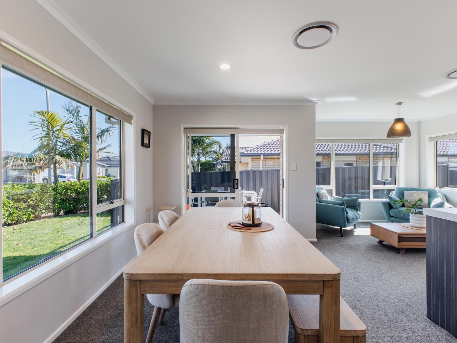 12 Omega Place, Coastlands