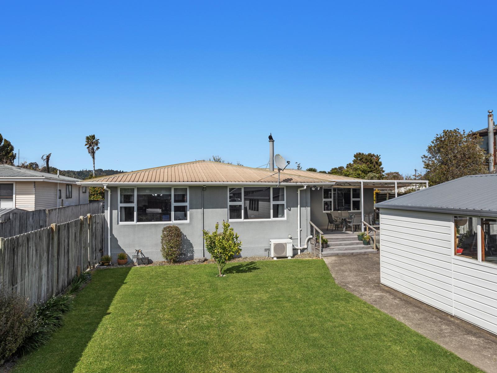 27 Beach Street, Whakatane
