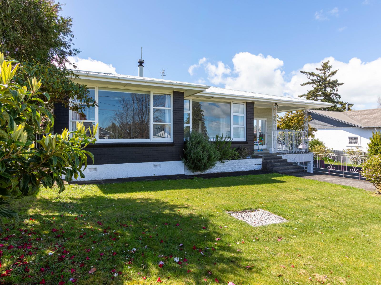 18 Chamberlain Street, Dannevirke