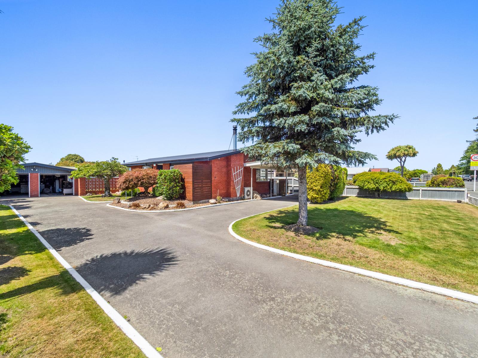 76 Allens Road, Allenton