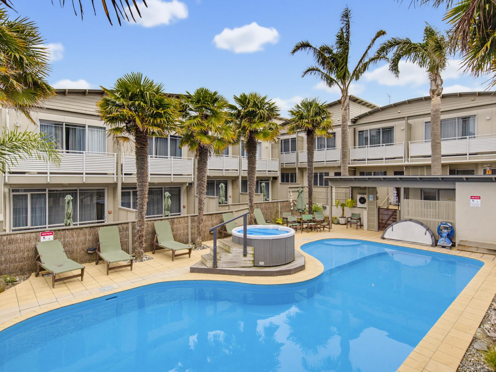 Unit 1, 4-8 Matatua Road, Raumati Beach