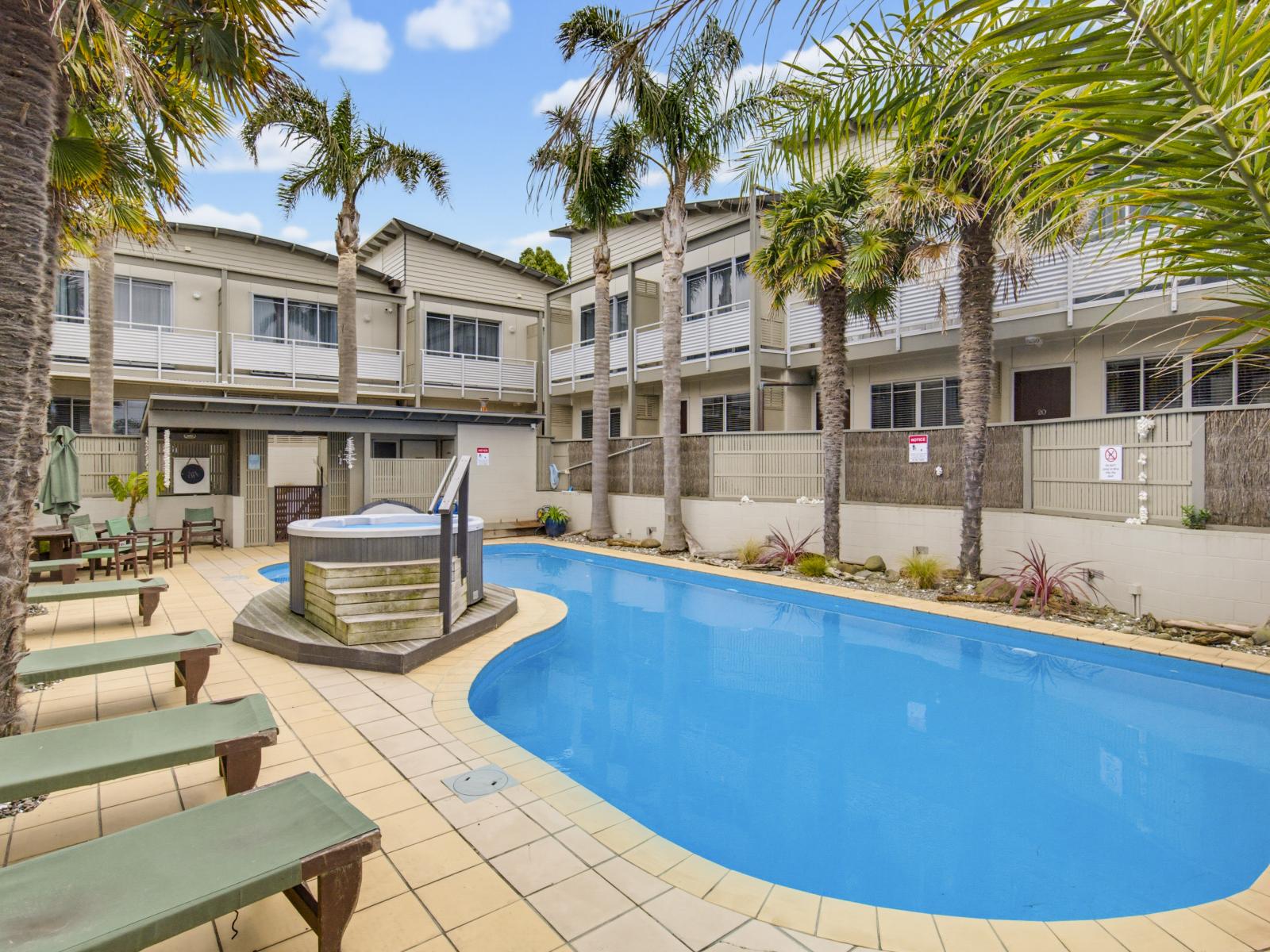 Unit 15, 4-8 Matatua Road, Raumati Beach