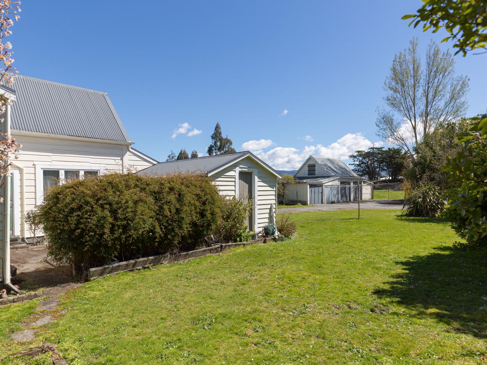 3363 State Highway 2, Carterton