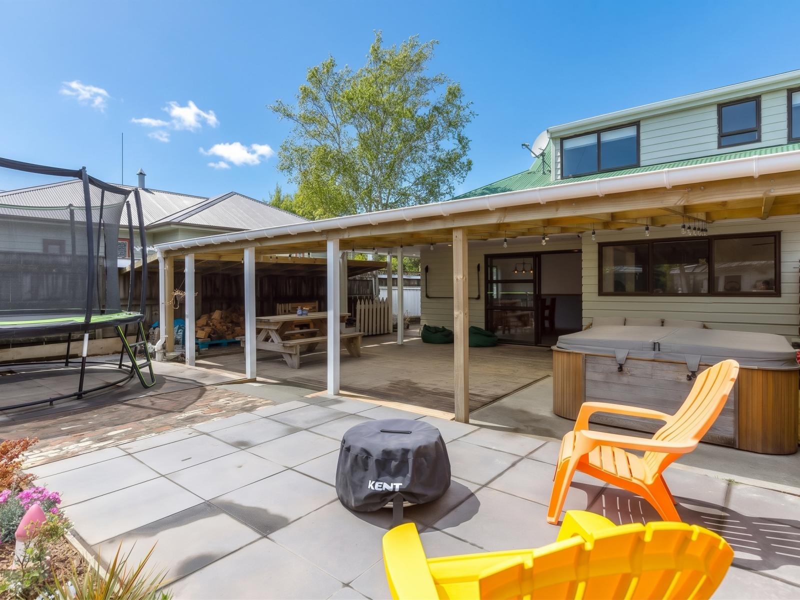 12 Lyon Street, Featherston