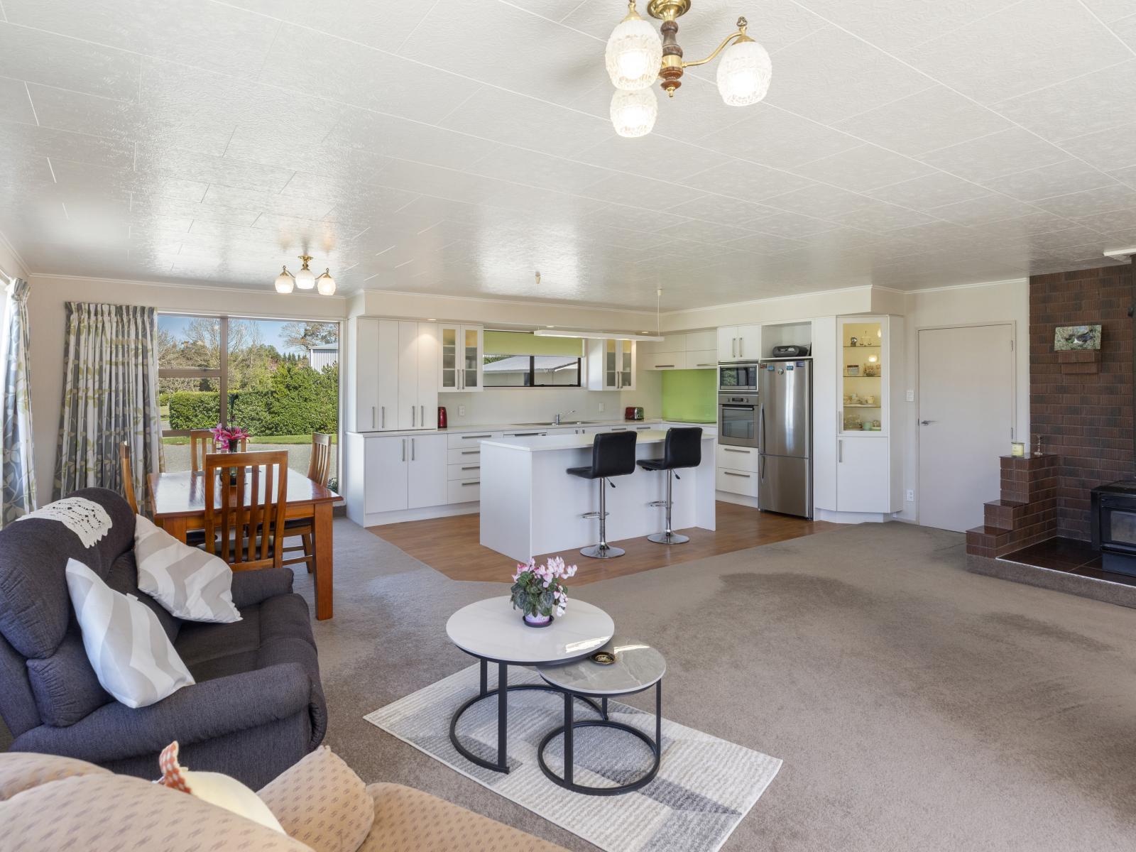 2494 West Coast Road, Kirwee