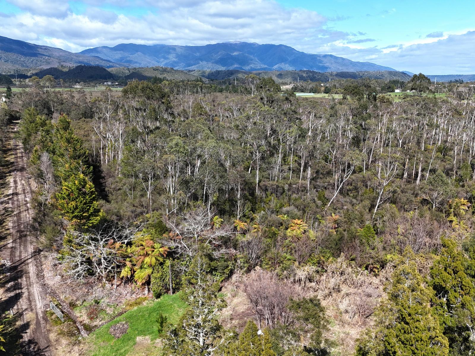 210 Utopia Road , Westport