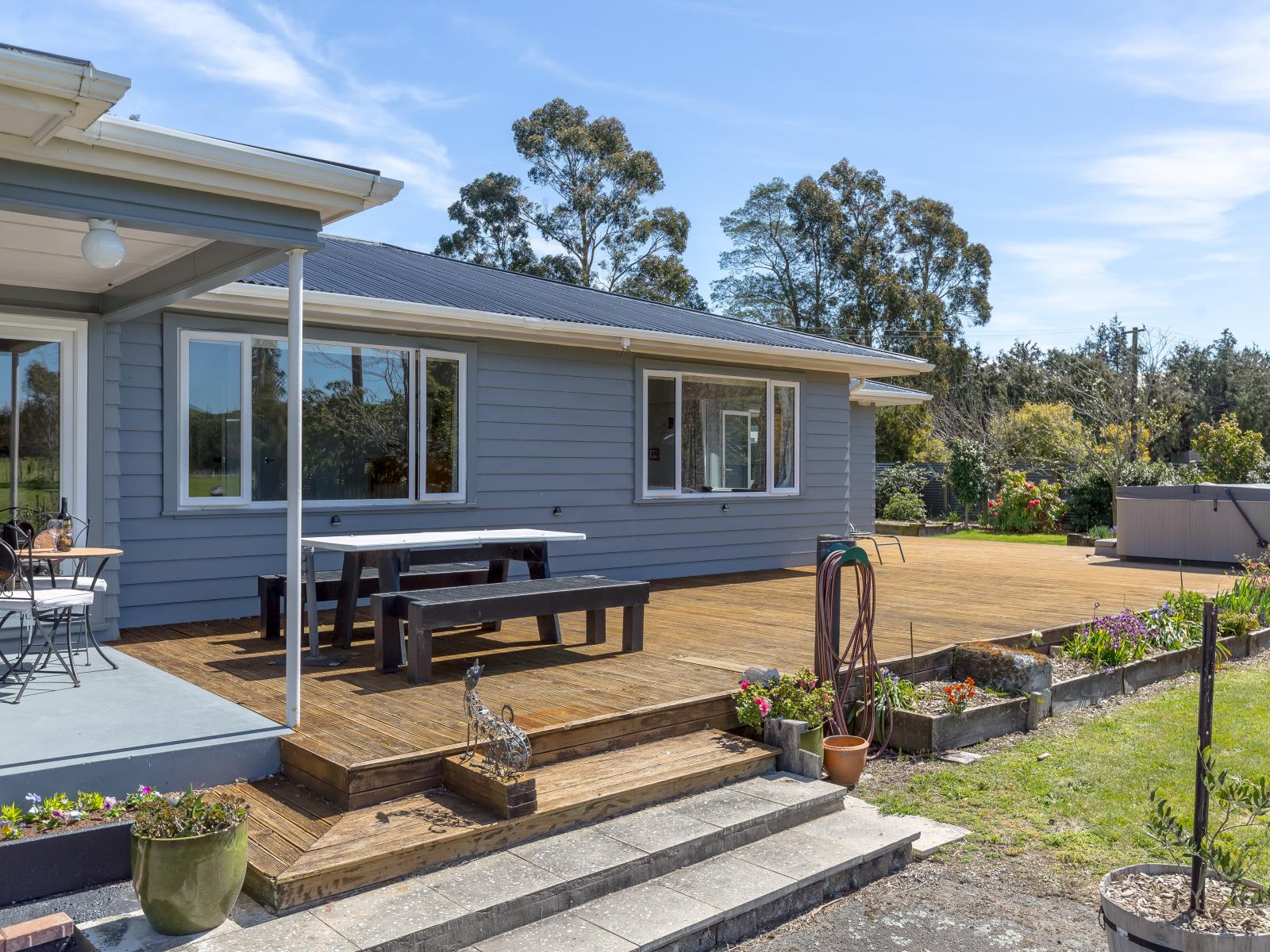 1827 State Highway 2, Masterton
