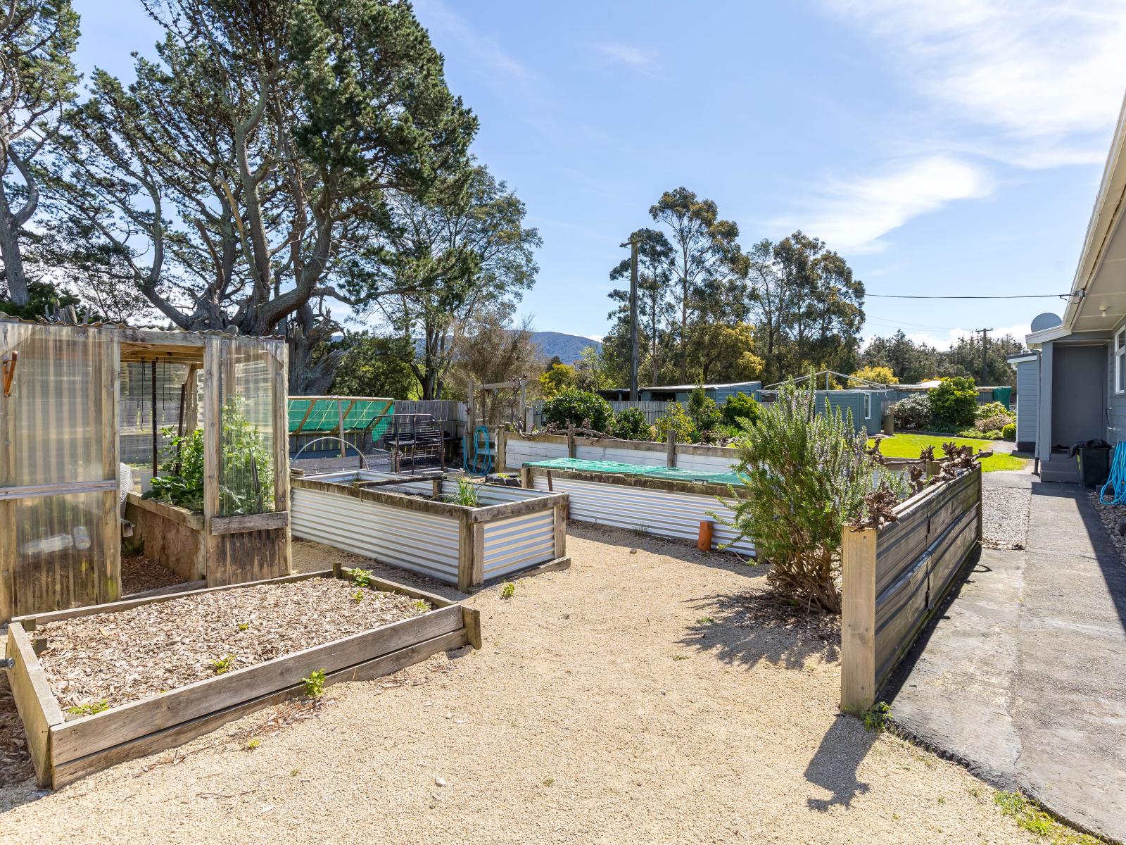 1827 State Highway 2, Masterton